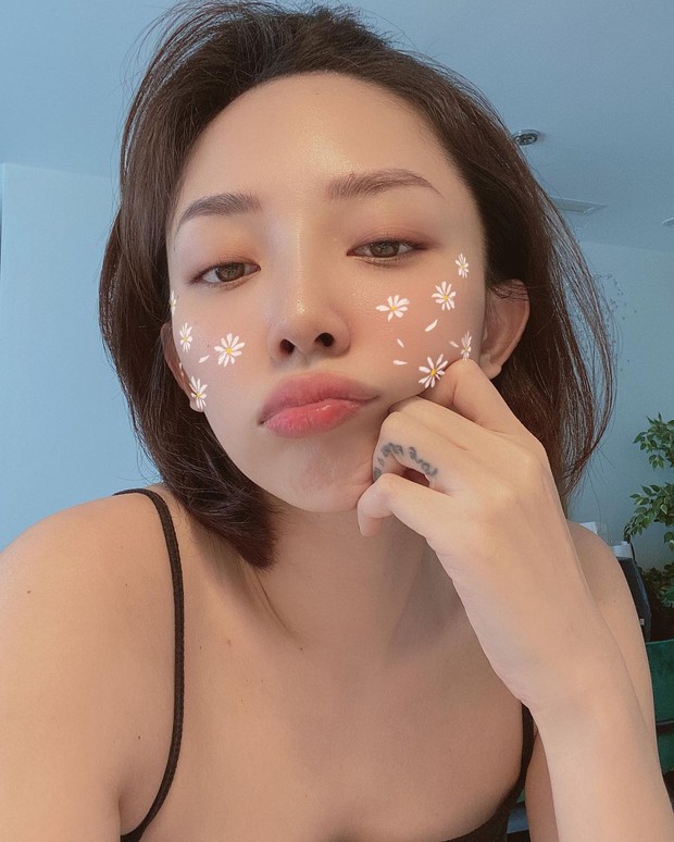 Tóc Tiên nghe lỏm hội Gen Z nói chuyện mày chỉ được có ne hoặc có người yêu thôi, đố: Ne là gì? - Ảnh 3. Tóc Tiên nghe lỏm hội Gen Z nói chuyện mày chỉ được có ne hoặc có người yêu thôi, đố: Ne là gì? - Ảnh 3.