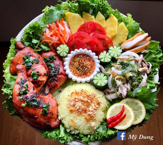 Loạt mâm cơm nhìn vô tưởng tác phẩm nghệ thuật, hóa ra là thành quả của gái đảm ở Nhật - Ảnh 3. Loạt mâm cơm nhìn vô tưởng tác phẩm nghệ thuật, hóa ra là thành quả của gái đảm ở Nhật - Ảnh 3.