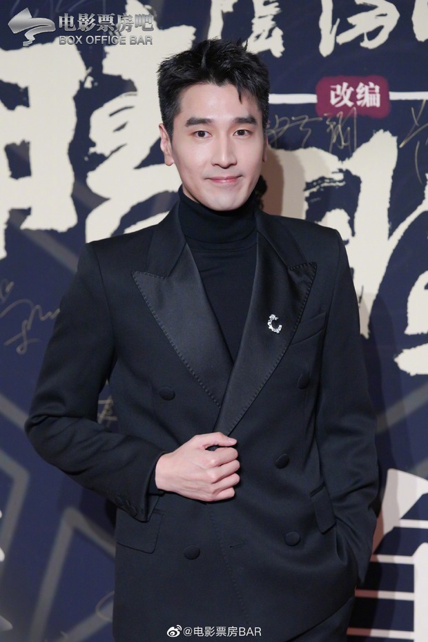 Dàn sao khủng đổ bộ sự kiện ra mắt phim: Đặng Luân lộ hình ảnh tăng cân bên Dạ Hoa, Vương Tử Văn khoe vòng 1 bốc lửa - Ảnh 2.