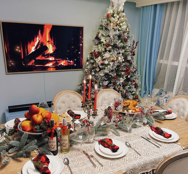 Hot mom trang trí nhà Giáng sinh: Cây thông và bàn tiệc hoành tráng khiến ai nấy đều ghen tị vì vừa đảm vừa khéo - Ảnh 10.
