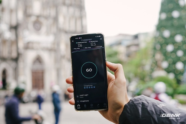 VinaPhone phát sóng 5G tại phố đi bộ Hoàn Kiếm: Tốc độ tối đa đạt 1.3Gbps, tải PUBG Mobile chỉ mất 30 giây - Ảnh 5.