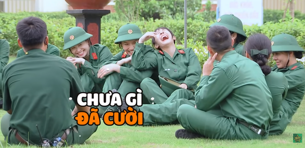 Hôn hụt chú Ngạn trong phim, Trà Long Khánh Vân quyết tâm tìm lại bình yên với anh lính trong Sao Nhập Ngũ? - Ảnh 5.