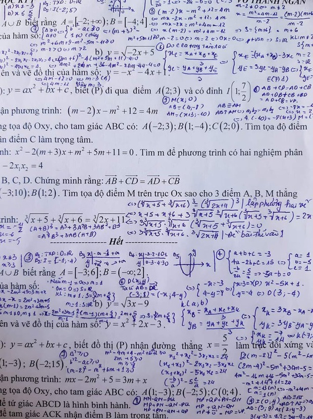 Nhìn vào 1 tờ giấy trên bàn, ai nấy đều đồng tình công nhận em học sinh này được bố mẹ dạy dỗ chỉn chu, có ý thức học hành - Ảnh 1.