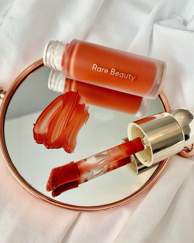 Xem loạt review chân thật của hai nàng beauty blogger Việt về bộ mỹ phẩm mới toanh của Selena Gomez - Ảnh 7. Xem loạt review chân thật của hai nàng beauty blogger Việt về bộ mỹ phẩm mới toanh của Selena Gomez - Ảnh 7.