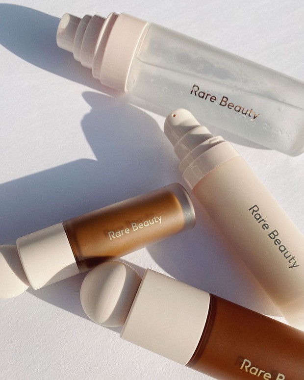 Xem loạt review chân thật của hai nàng beauty blogger Việt về bộ mỹ phẩm mới toanh của Selena Gomez - Ảnh 14. Xem loạt review chân thật của hai nàng beauty blogger Việt về bộ mỹ phẩm mới toanh của Selena Gomez - Ảnh 14.