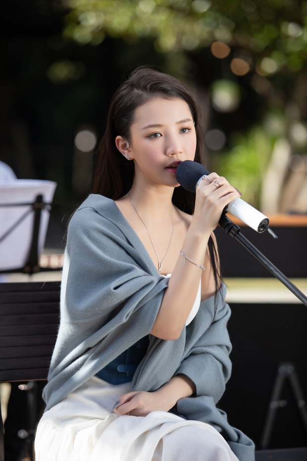 Vpop tháng 12 nhộn nhịp: AMEE sẽ ra mắt show âm nhạc, Quân A.P hoá robot trong MV mới, Kai Đinh sẽ hợp tác đạo diễn Kawaii Tuấn Anh ra sao? - Ảnh 3. Vpop tháng 12 nhộn nhịp: AMEE sẽ ra mắt show âm nhạc, Quân A.P hoá robot trong MV mới, Kai Đinh sẽ hợp tác đạo diễn Kawaii Tuấn Anh ra sao? - Ảnh 3.
