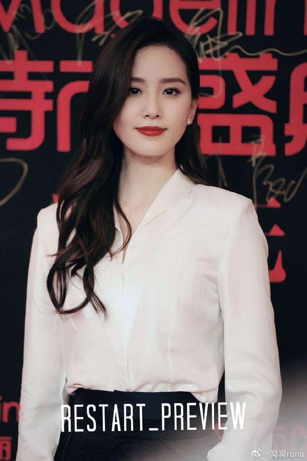 Dàn sao khủng đổ bộ thảm đỏ COSMO: Dương Mịch so kè nhan sắc bên Đường Yên, học trò Lisa chặt chém lấn át cả Victoria - Ảnh 9.