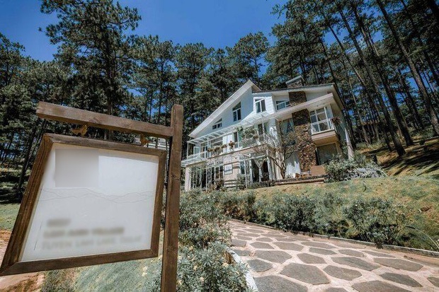 Hậu lùm xùm đôi co và loạt quy định oái ăm bị đoàn khách 22 người phản ánh, chủ villa tại Đà Lạt đã lên tiếng xin lỗi - Ảnh 1.