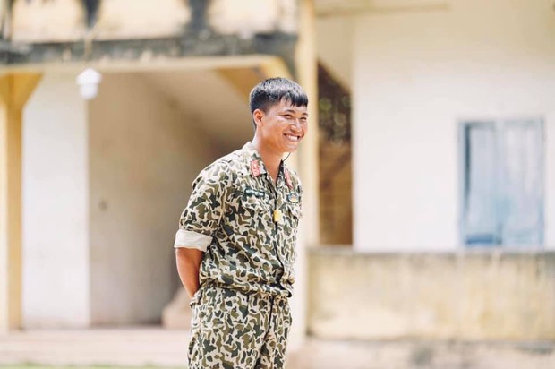 Mũi trưởng Long (Sao Nhập Ngũ) nhảy số cực nhanh khi bị Dương Hoàng Yến kêu hack tuổi - Ảnh 3.