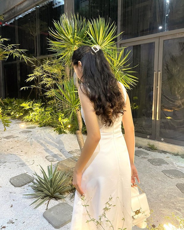 Lọ Lem lại khiến dân tình liêu xiêu vì nhan sắc lẫn vóc dáng, chơi hệ đẹp mọi góc độ thế này ai đọ nổi? - Ảnh 3.