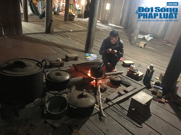 Căn nhà sàn đơn sơ của bố mẹ chồng cô dâu Thu Sao ở quê nhà - Ảnh 5.