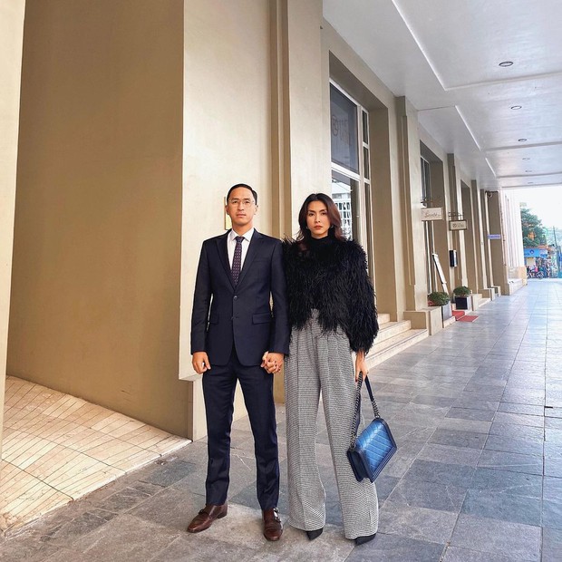 Được ngày cả gia đình tỷ phú Johnathan Hạnh Nguyễn rủ nhau thả ảnh lên cõi mạng, visual đỉnh cao gây chấn động - Ảnh 4.