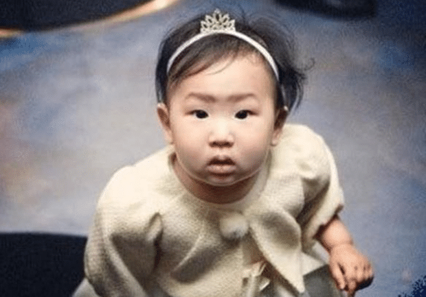 Netizen xứ Trung gây phẫn nộ khi so sánh nhan sắc Kim Hee Sun với con gái, nghi ngờ nữ diễn viên dao kéo quá đà - Ảnh 3.