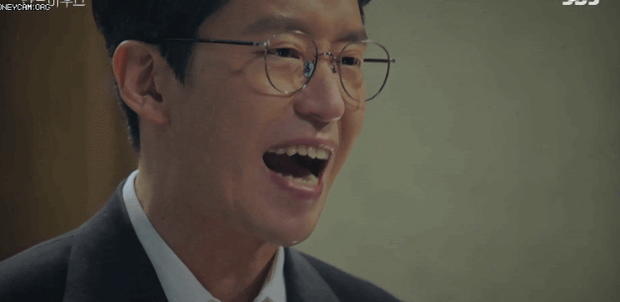 Tiểu tam Seo Jin phát điên vì ám ảnh, bà cả Su Ryeon lộ phốt từng cắm sừng chồng ở tập 16 Penthouse - Ảnh 5.