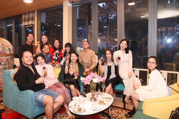 Phan Như Thảo và chồng đại gia tổ chức tiệc ở biệt thự Đà Lạt, tự tin diện váy bó nhưng lại bị netizen khẩu nghiệp - Ảnh 6.