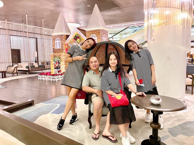 Suti mè nheo của Bố Ơi, Mình Đi Đâu Thế? sau 6 năm: 12 tuổi đã cao gần bằng mẹ Thúy Hạnh, học trường quốc tế học phí trăm triệu - Ảnh 3.