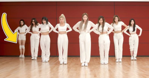 Sương sương có 7 lần Nayeon được mặc nổi bật nhất TWICE, liệu có tồn tại sự thiên vị nào ở đây? - Ảnh 4.