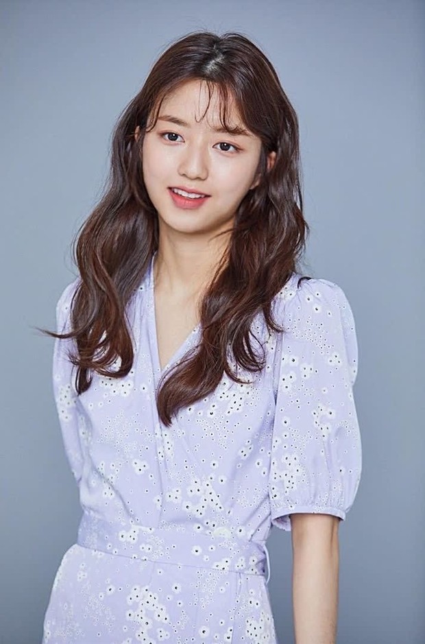 Dàn rich kid cực phẩm của Penthouse: Thành tích học tập đáng nể, Ro Na từng là mợ chảnh nhí nữa nha! - Ảnh 11.