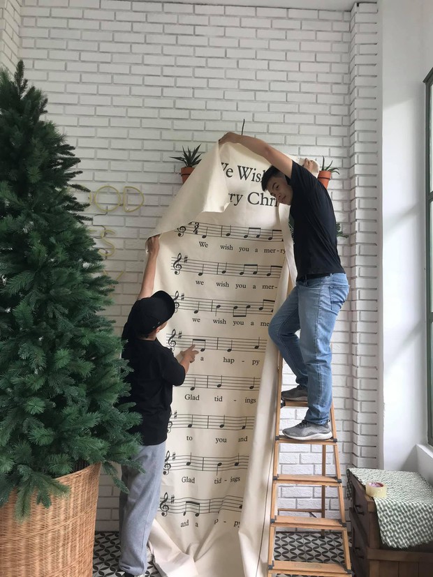Chàng trai trang trí căn phòng Giáng sinh đẹp như cổ tích, nhìn thơ đến mức dân tình chỉ muốn ở nhà để chill Noel - Ảnh 2.