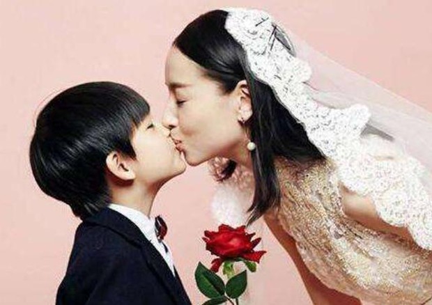 Chúc Anh Đài thành công nhất màn ảnh: Bị chê bai khoản dạy con, gây sốc khi định nói 1 câu với con dâu tương lai - Ảnh 2.