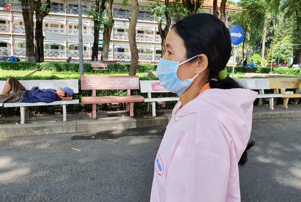 Người mẹ có con trai 4 tuổi bị đâm xuyên mắt, xuất huyết não: Cha mới chết 4 tháng, giờ con làm sao em không sống nổi - Ảnh 11.