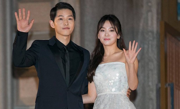 20 mỹ nhân màn ảnh Hàn hot nhất thập kỷ: Nhan sắc đồng loạt lão hóa ngược, diễn xuất cân hết đủ loại vai - Ảnh 3. 20 mỹ nhân màn ảnh Hàn hot nhất thập kỷ: Nhan sắc đồng loạt lão hóa ngược, diễn xuất cân hết đủ loại vai - Ảnh 3.
