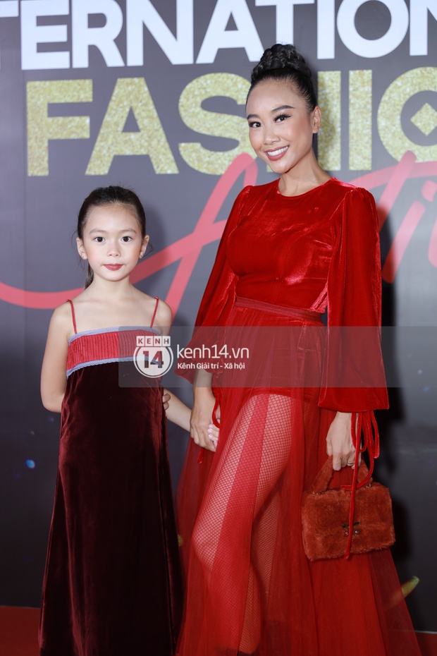 Thảm đỏ VIFF ngày 2: Lãnh Thanh - Trọng Hiếu Idol nổi bật, người mẫu Anh Thư gây thất vọng tràn trề vì set đồ sai sai - Ảnh 4. Thảm đỏ VIFF ngày 2: Lãnh Thanh - Trọng Hiếu Idol nổi bật, người mẫu Anh Thư gây thất vọng tràn trề vì set đồ sai sai - Ảnh 4.
