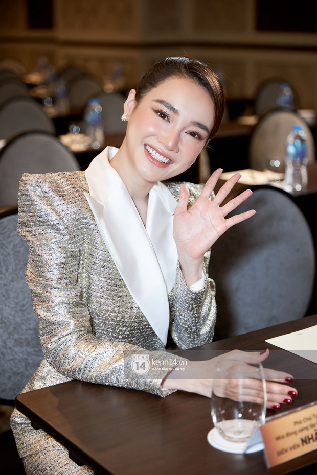 Sự kiện hot nhất hôm nay: “Mẹ bỉm” Nhã Phương lên đồ cá tính bên Trường Giang, Diễm My 9X và Thuý Ngân thi nhau đọ vòng 1 gợi cảm! - Ảnh 4. Sự kiện hot nhất hôm nay: “Mẹ bỉm” Nhã Phương lên đồ cá tính bên Trường Giang, Diễm My 9X và Thuý Ngân thi nhau đọ vòng 1 gợi cảm! - Ảnh 4.