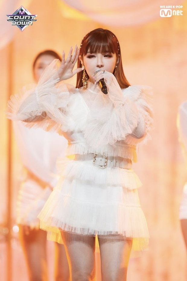 SỐC: Park Bom (2NE1) bị quản lý quát thẳng mặt trên livestream, bị ngược đãi dù 1 mình nuôi sống cả công ty? - Ảnh 5.