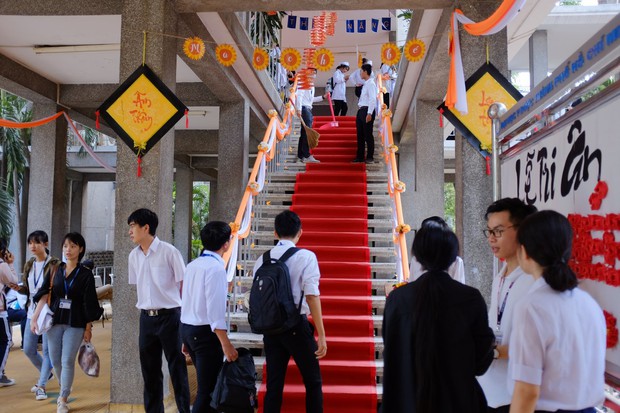 Lễ tri ân những người đã hiến xác của sinh viên Y nhìn vào ai cũng rợn tóc gáy, tìm hiểu câu chuyện đằng sau mới thấy ý nghĩa quá - Ảnh 4. Lễ tri ân những người đã hiến xác của sinh viên Y nhìn vào ai cũng rợn tóc gáy, tìm hiểu câu chuyện đằng sau mới thấy ý nghĩa quá - Ảnh 4.