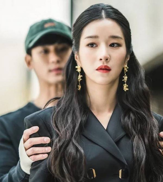 20 mỹ nhân màn ảnh Hàn hot nhất thập kỷ: Nhan sắc đồng loạt lão hóa ngược, diễn xuất cân hết đủ loại vai - Ảnh 30. 20 mỹ nhân màn ảnh Hàn hot nhất thập kỷ: Nhan sắc đồng loạt lão hóa ngược, diễn xuất cân hết đủ loại vai - Ảnh 30.
