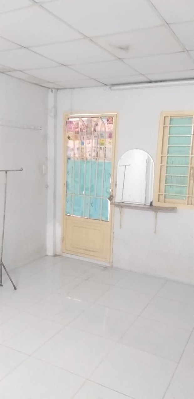 Màn cải tạo thần kỳ biến nhà cấp 4 tồi tàn thành tổ ấm trong mơ, nhìn ảnh after chẳng ai nghĩ chỉ rộng 17m2 - Ảnh 2.