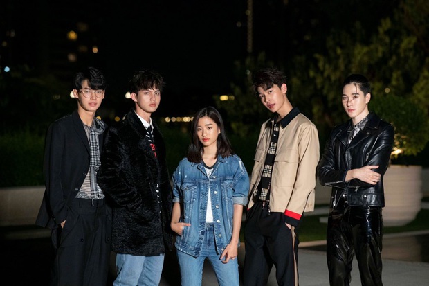 Lần đầu có 1 phiên bản Vườn Sao Băng gây sốt vì dàn sao đẹp từ A-Z thế này: Nam chính lai cực phẩm, nữ chính đã xinh còn sang - Ảnh 2.