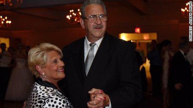 Chuyến đi bi kịch: Cặp vợ chồng đã làm đúng mọi thứ để tránh Covid-19, chỉ sai một lần đã phải trả giá bằng cả tính mạng - Ảnh 3.