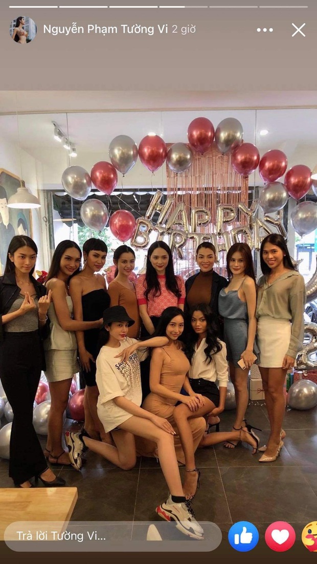 Sinh nhật Hương Giang có cả hình chụp với Matt Liu lẫn tình cũ Criss Lai? - Ảnh 1.