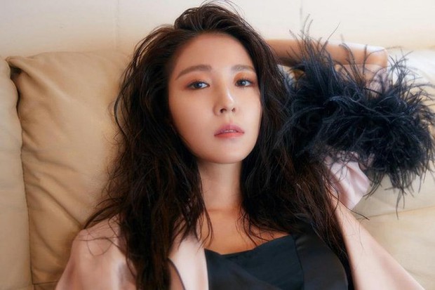 SM kế nhiệm YG, đăng quang ngôi vị thánh thị phi 2020: Từ idol gạo cội đến tân binh, từ hẹn hò đến phốt to đều có đủ - Ảnh 8. SM kế nhiệm YG, đăng quang ngôi vị thánh thị phi 2020: Từ idol gạo cội đến tân binh, từ hẹn hò đến phốt to đều có đủ - Ảnh 8.