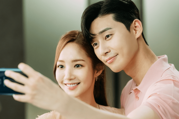 Dự đoán cặp đôi bị Dispatch đưa lên thớt ngày 1/1: Hyun Bin - Son Ye Jin hay Jennie - Mino quá rõ, BTS cũng không thoát - Ảnh 11. Dự đoán cặp đôi bị Dispatch đưa lên thớt ngày 1/1: Hyun Bin - Son Ye Jin hay Jennie - Mino quá rõ, BTS cũng không thoát - Ảnh 11.