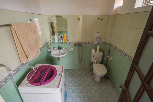 Đầu tư 200 triệu cải tạo phòng ngủ 20m2, vợ chồng kiến trúc sư thu về thành quả khiến ai cũng trầm trồ - Ảnh 12.