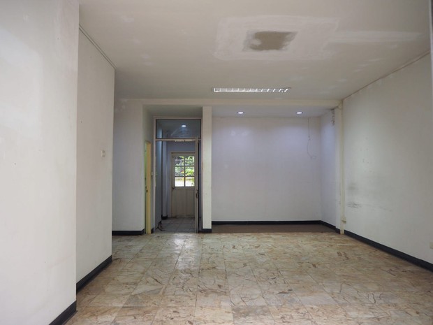 Ngôi nhà xinh xắn của cặp đôi blogger Thái Lan yêu nhau từ năm 18 tuổi: Ngắm góc nào cũng thấy cưng  - Ảnh 2.