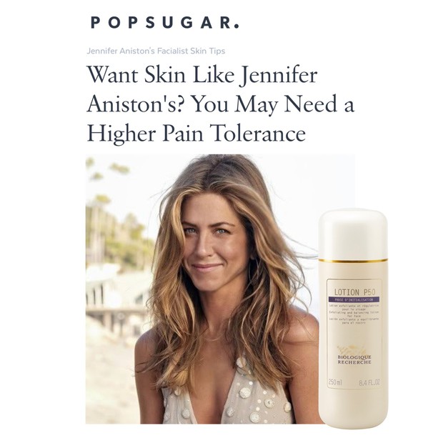 Mải chụp ảnh, Hà Hồ vô tình để lộ món skincare chân ái: Tưởng xa lạ mà hóa ra là hàng hot đến Victoria Beckham cũng mê - Ảnh 4. Mải chụp ảnh, Hà Hồ vô tình để lộ món skincare chân ái: Tưởng xa lạ mà hóa ra là hàng hot đến Victoria Beckham cũng mê - Ảnh 4.