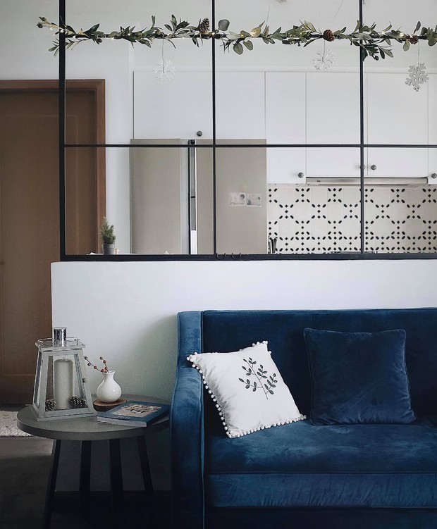 Căn hộ Vinhomes của nhà thiết kế nội thất: Tông màu xanh là lạ nhưng lên hình đẹp từng cm, sống ảo thì cực mê - Ảnh 2.