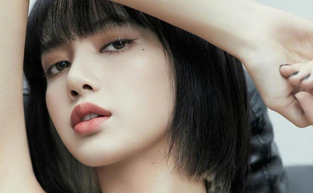 Ảnh livestream mới chính là lời giải đáp cho nghi vấn Lisa (BLACKPINK) dao kéo mũi: Hoá ra cũng là công nghệ lừa tình cả! - Ảnh 10.