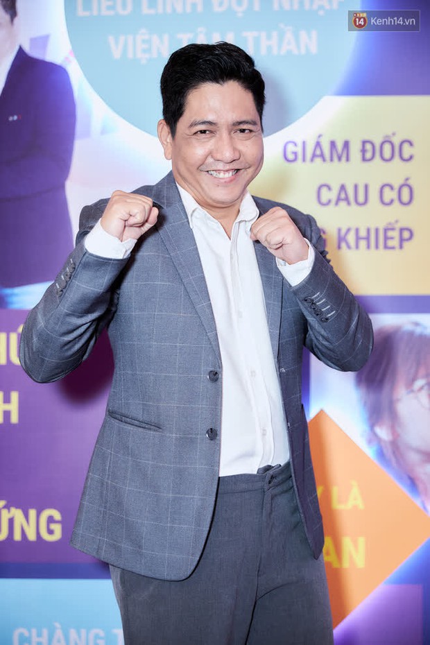 Tiểu tam quốc dân Karen Nguyễn khoe vòng một hững hờ, chặt đẹp Hoàng Yến Chibi ở họp báo Người Cần Quên Phải Nhớ - Ảnh 7. Tiểu tam quốc dân Karen Nguyễn khoe vòng một hững hờ, chặt đẹp Hoàng Yến Chibi ở họp báo Người Cần Quên Phải Nhớ - Ảnh 7.