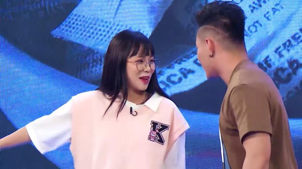 MisThy quẩy tưng bừng cùng Lê Dương Bảo Lâm trong gameshow, cộng đồng mạng khen lấy, khen để - Ảnh 2.