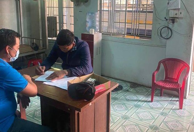 Bắt khẩn cấp nam thanh niên đánh dã man nữ sinh sau va chạm giao thông  - Ảnh 1.