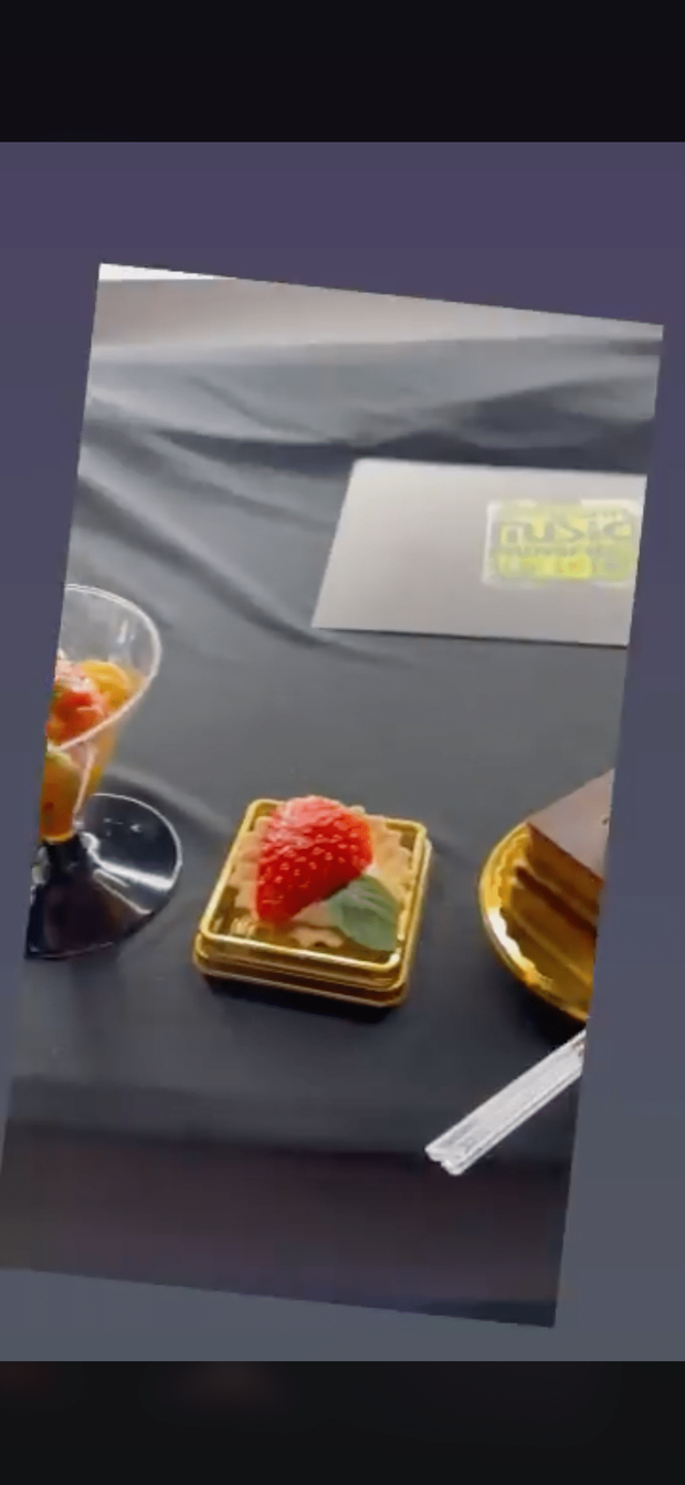 Biến căng MAMA 2020: Dispatch “bóc trần” Mnet phân biệt đối xử giữa diễn viên và idol, bên như ông bà hoàng, bên như con ghẻ - Ảnh 4.