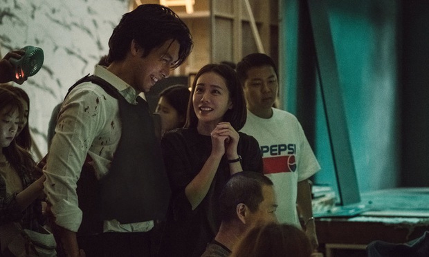 Hyun Bin - Son Ye Jin từng rắc thính khắp hậu trường 2 phim lớn, thế mà bị đồn yêu cứ chối hoài! - Ảnh 3. Hyun Bin - Son Ye Jin từng rắc thính khắp hậu trường 2 phim lớn, thế mà bị đồn yêu cứ chối hoài! - Ảnh 3.
