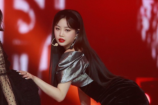 So visual mỹ nhân hot nhất Grammy Hàn 2021: TWICE đạt ngưỡng đỉnh cao, (G)I-DLE hở bạo bất ngờ nhưng đều bị 1 minh tinh chặt đẹp - Ảnh 17.