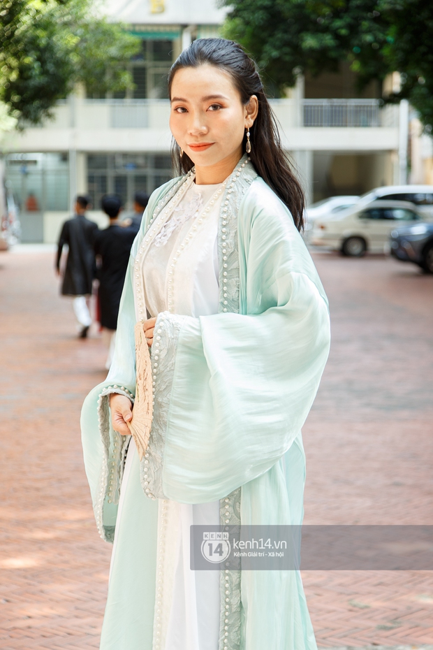 Sinh viên Sài Gòn diện cổ phục ngày cuối tuần: Toàn trai xinh gái đẹp lại còn mặc đồ truyền thống nữa là hết sảy - Ảnh 8.