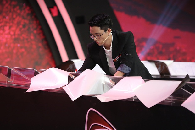 Netizen không phục chiến thắng của tuyển thủ 20 tuổi khi đánh bại át chủ bài Siêu Trí Tuệ - Ảnh 3. Netizen không phục chiến thắng của tuyển thủ 20 tuổi khi đánh bại át chủ bài Siêu Trí Tuệ - Ảnh 3.